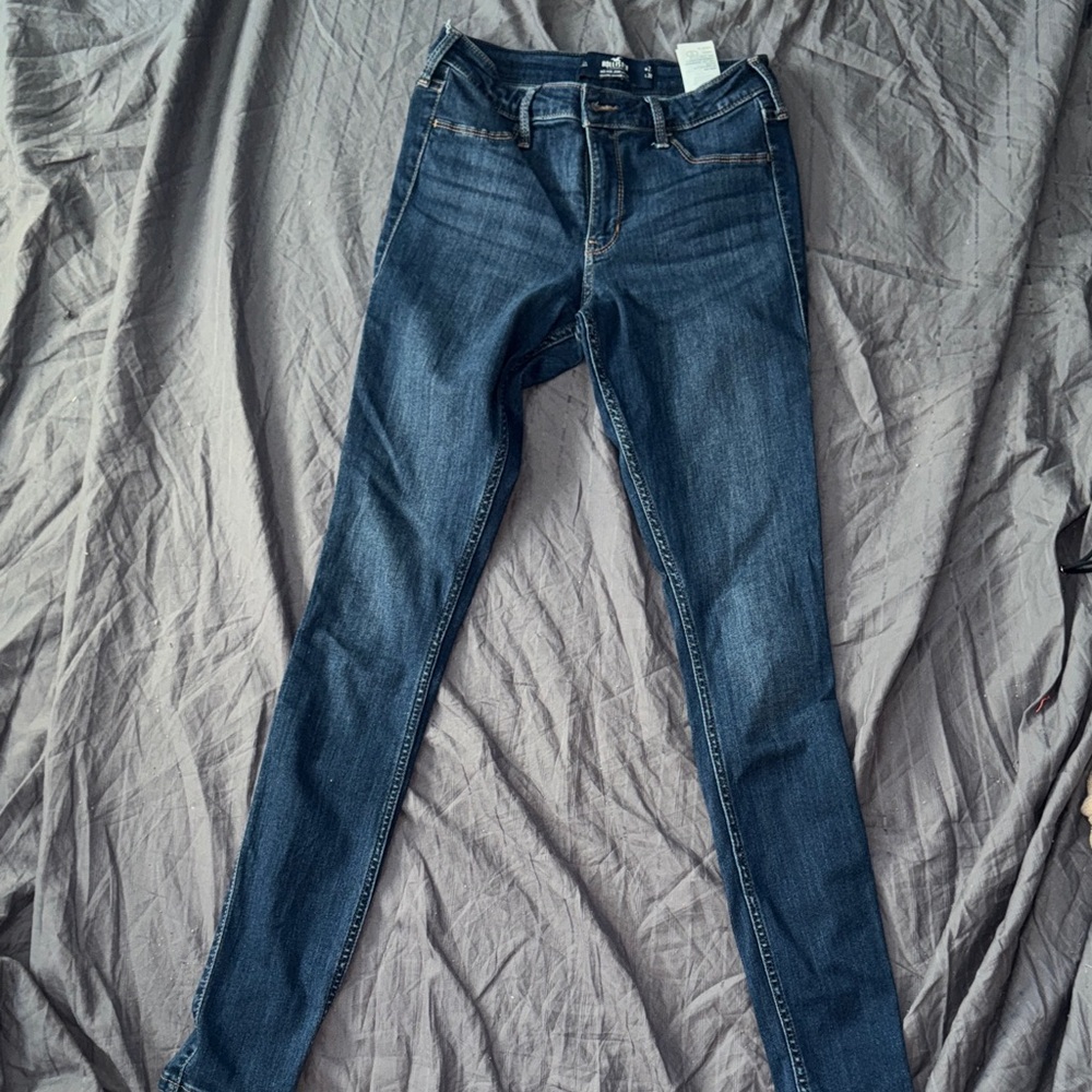 Hollister Women's Dark Blue Skinny Jeans